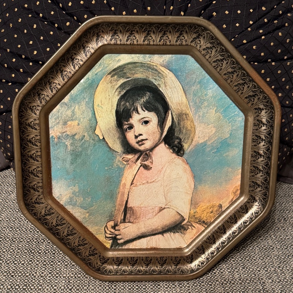 🎀 Vintage Wall Art - Sweet Bonnet Girl Portrait, Cottagecore Decor 🎀
